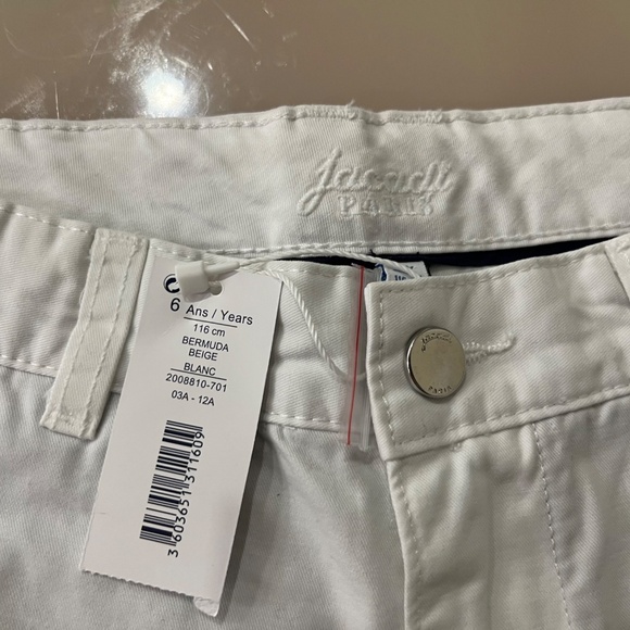 NWT - Jacadi - Boys White, Bermuda Shorts, Size 6 - Picture 2 of 3